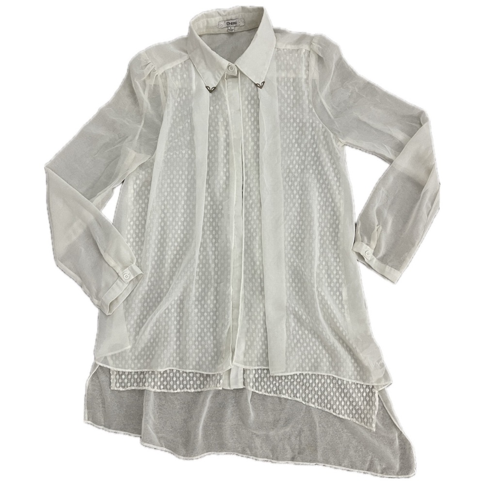 Women’s VINTAGE long sleeve button up blouse